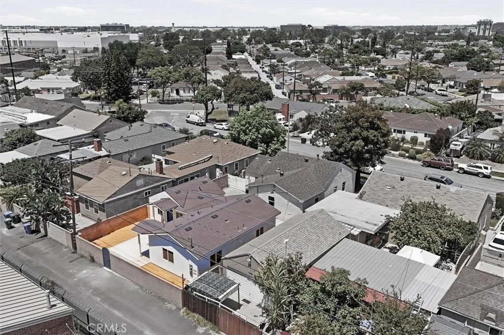 Photo of 2151 Euclid