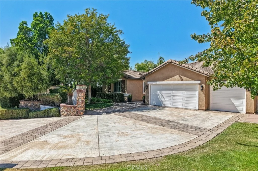 Photo of 2431 Rosser Drive