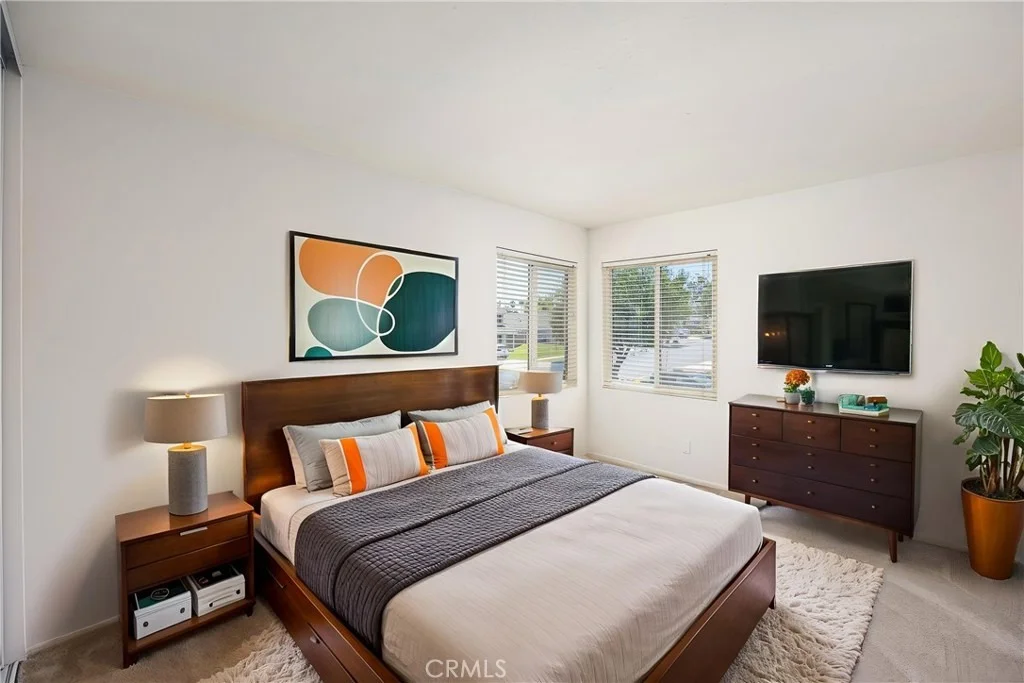 Photo of 1926 S Starfire Ave