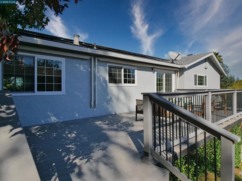Photo of 4044 Cowell Road