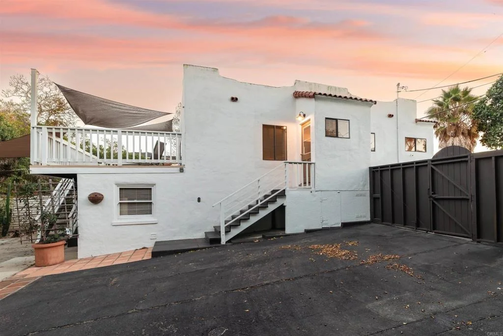 Photo of 2658 Highland Drive