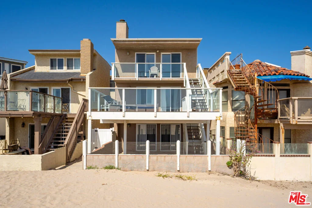 Photo of 305 Ocean Drive