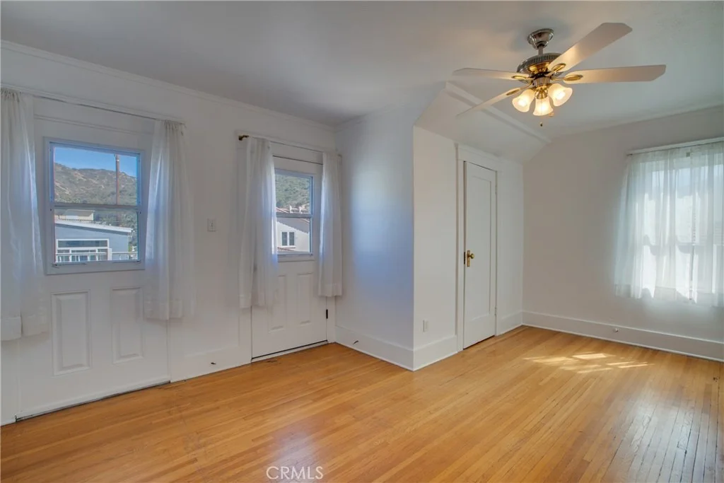 Photo of 301 Catalina