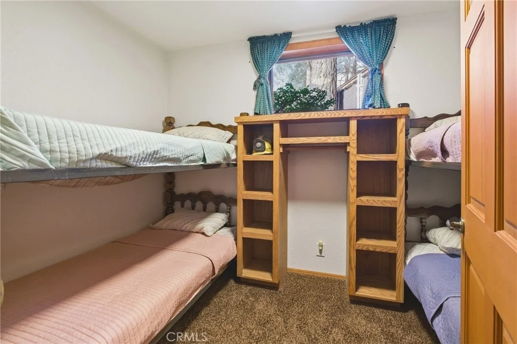 Photo of 1137 Edna