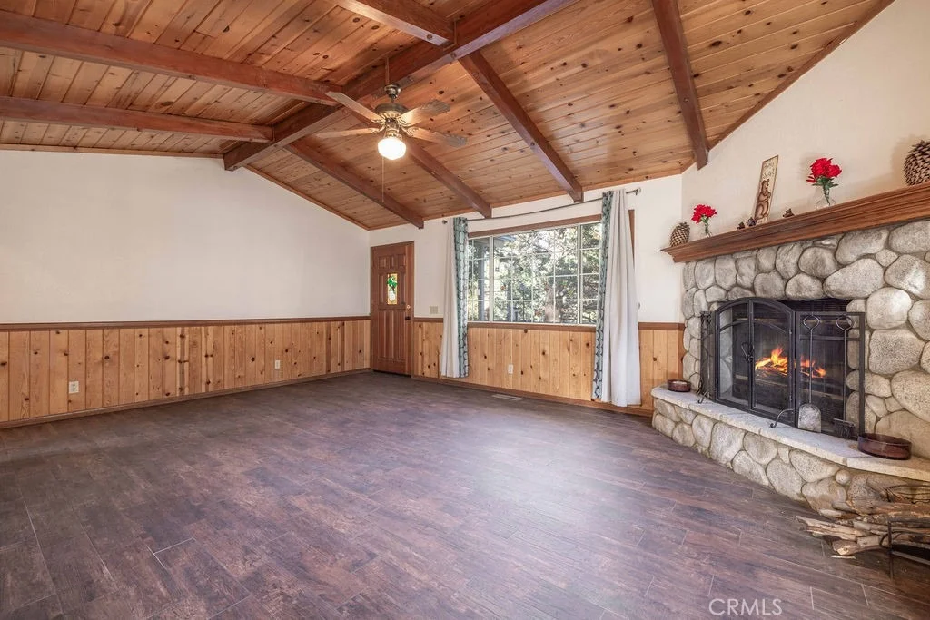 Photo of 252 Riverside