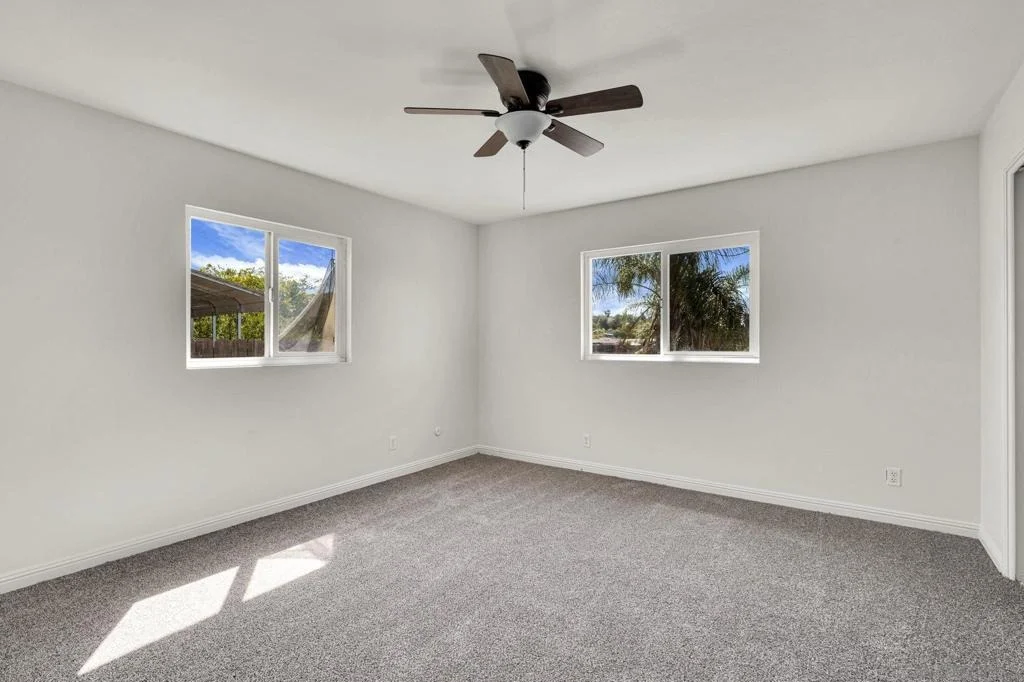 Photo of 12426 Royal