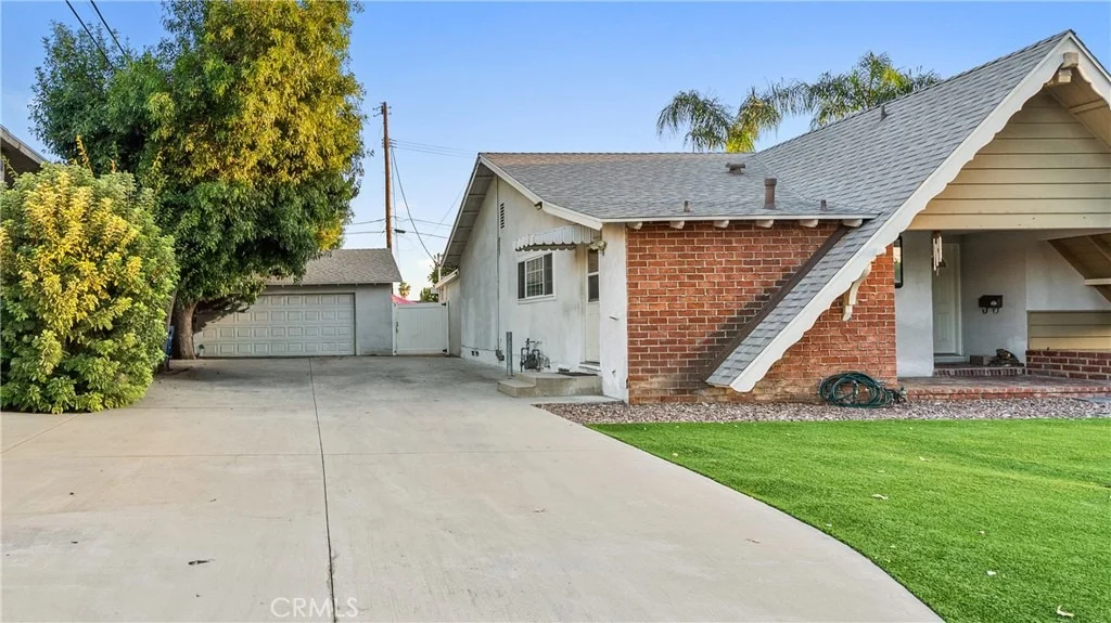 Photo of 18600 Knapp Street