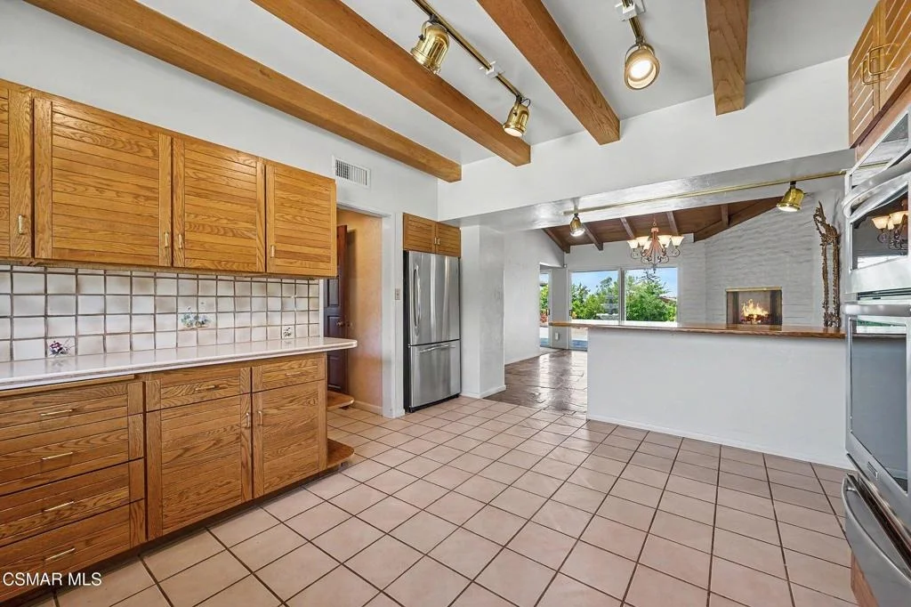 Photo of 195 Avocado Place