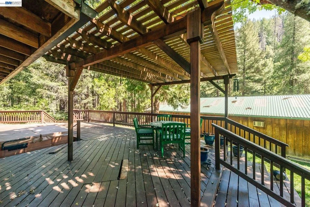 Photo of 4481 Rush Creek Rd