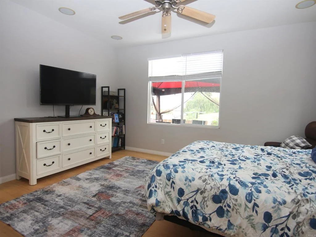Photo of 445 Poets Square