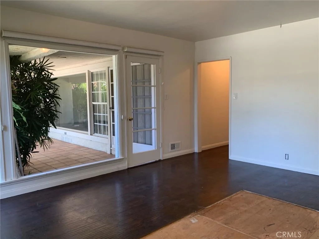 Photo of 8144 Valdina