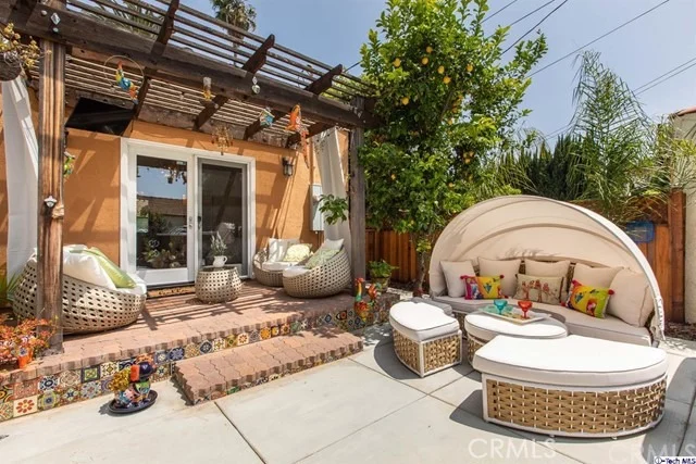 Photo of 1133 Cordova Avenue