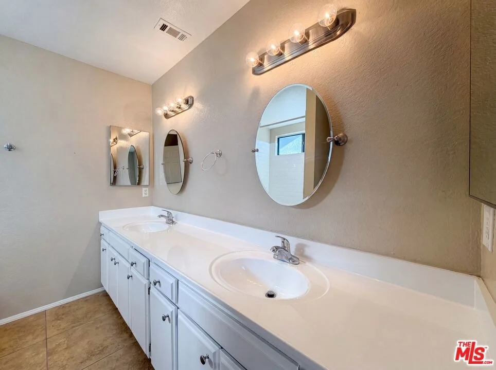 Photo of 3164 Gingerwood Lane