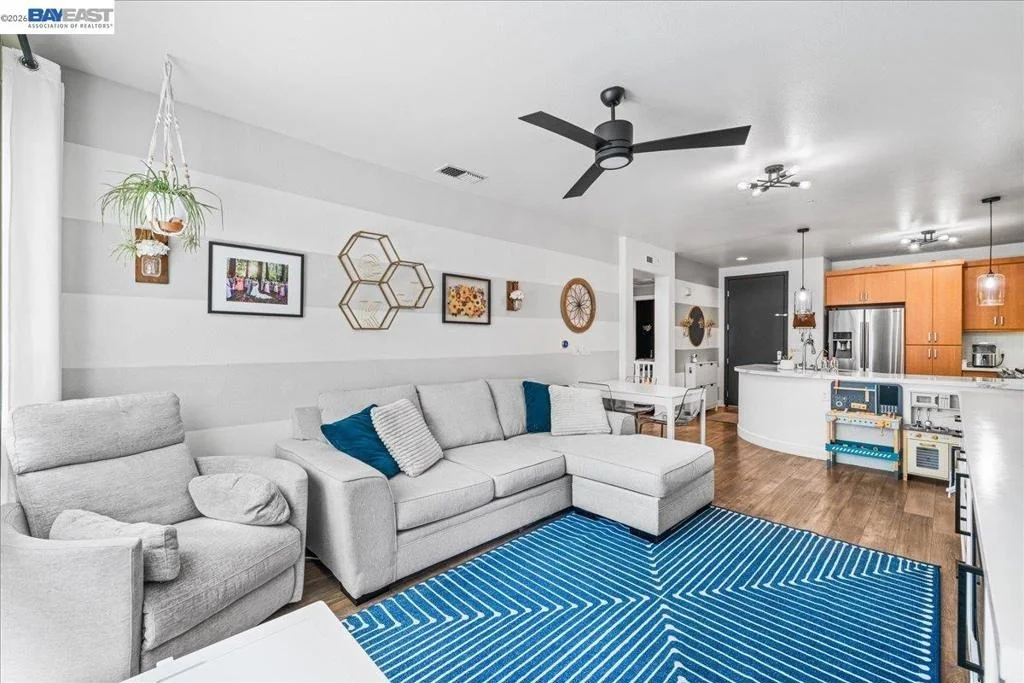 Photo of Unit 271 at 5501 De Marcus Blvd