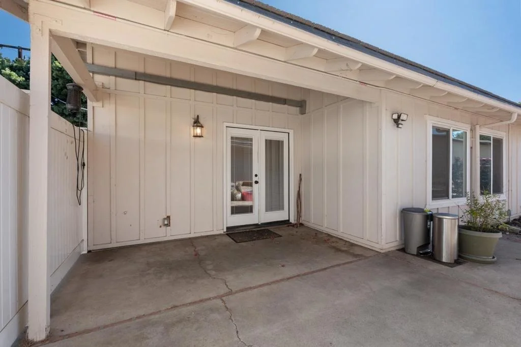 Photo of 1242 Hillcrest Lane