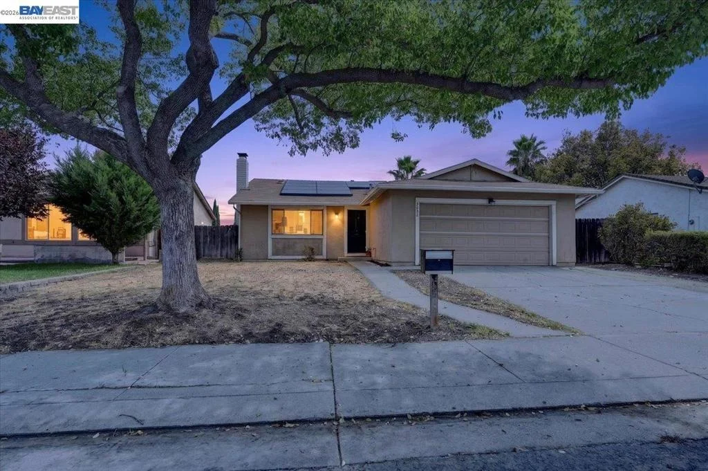 Photo of 2650 Colony Dr