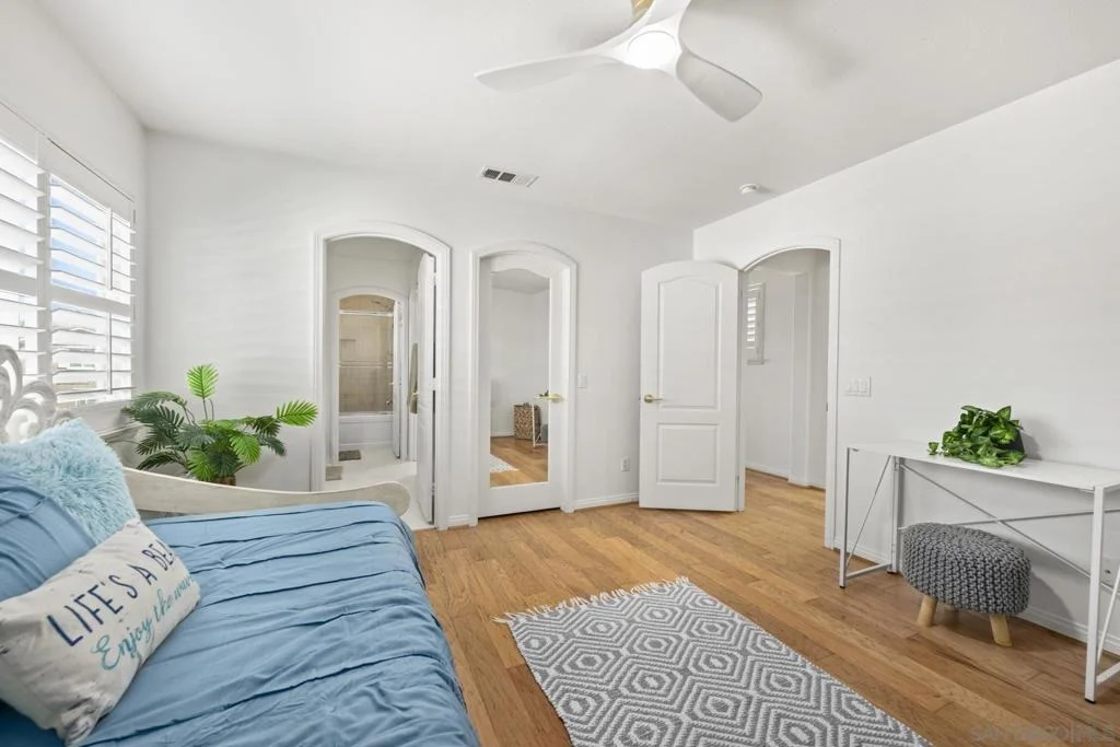 Photo of 32489 Castle Ct