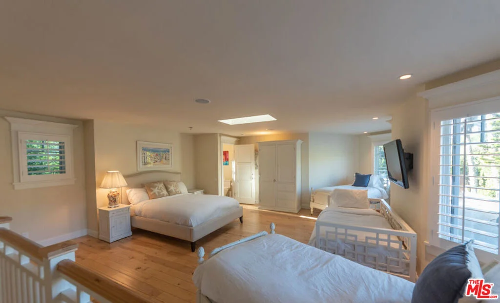 Photo of 30760 Broad Beach Road