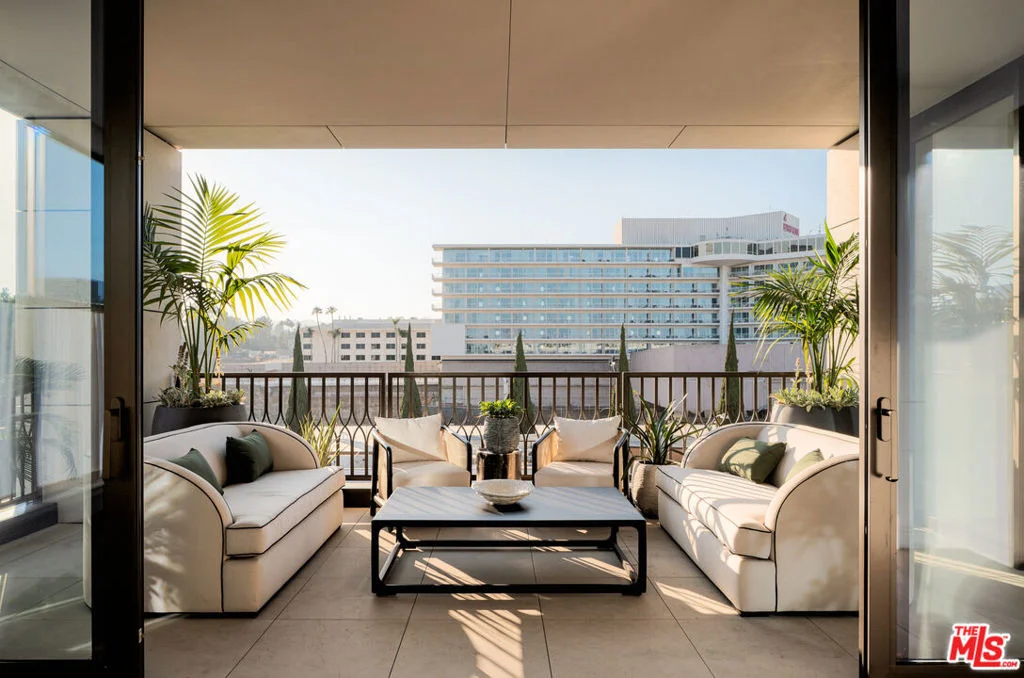 Photo of Unit PHE at 9900 S Santa Monica Boulevard