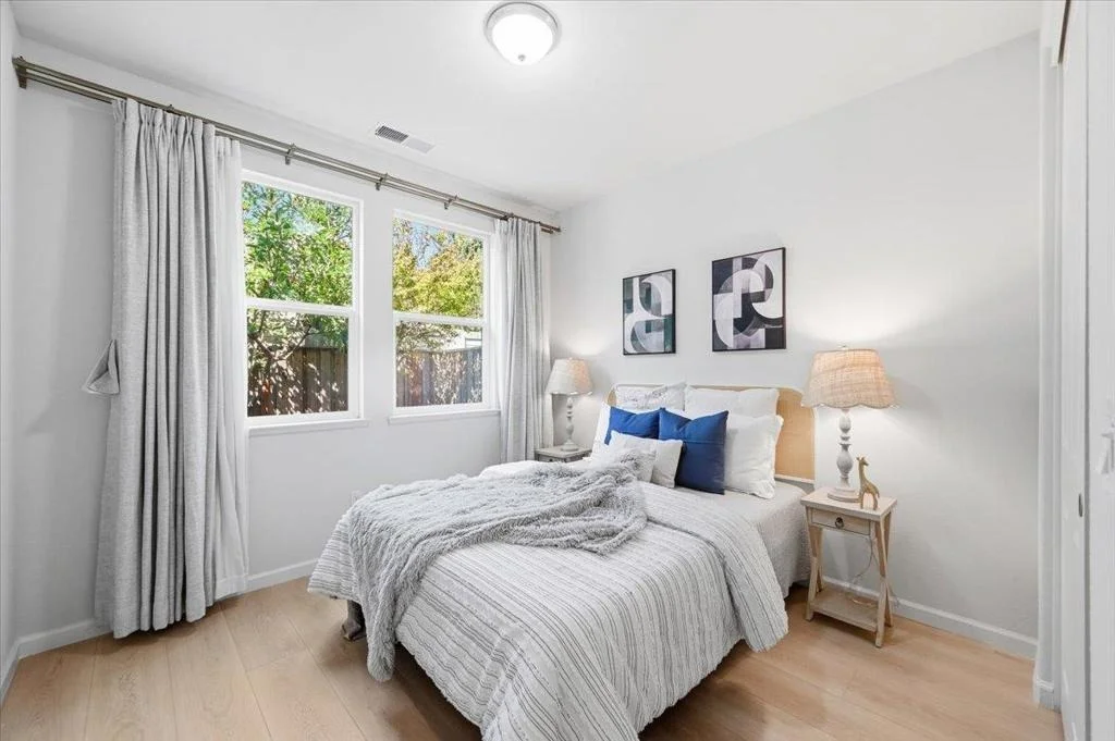 Photo of 1367 Shore Drive