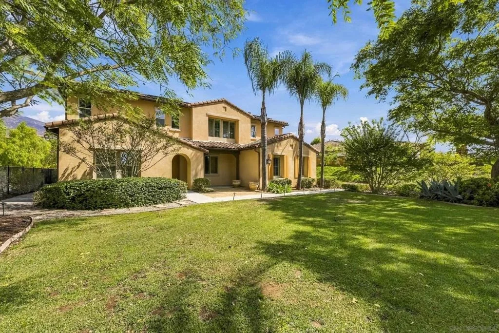 Photo of 3051 Vineyard Way