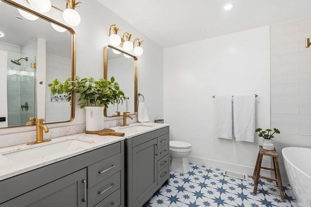 Photo of 765 Val Sereno Drive