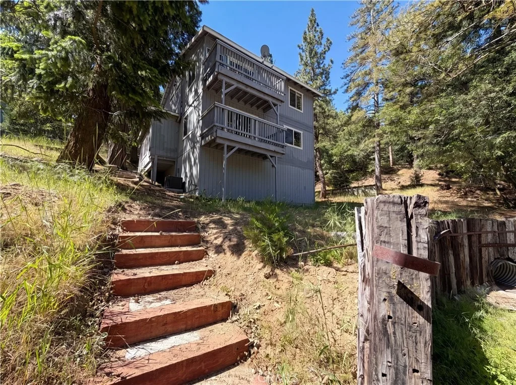 Photo of 21778 Ridge