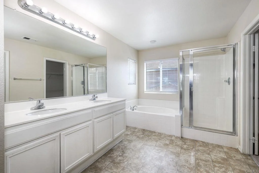 Photo of 1425 Long View Drive