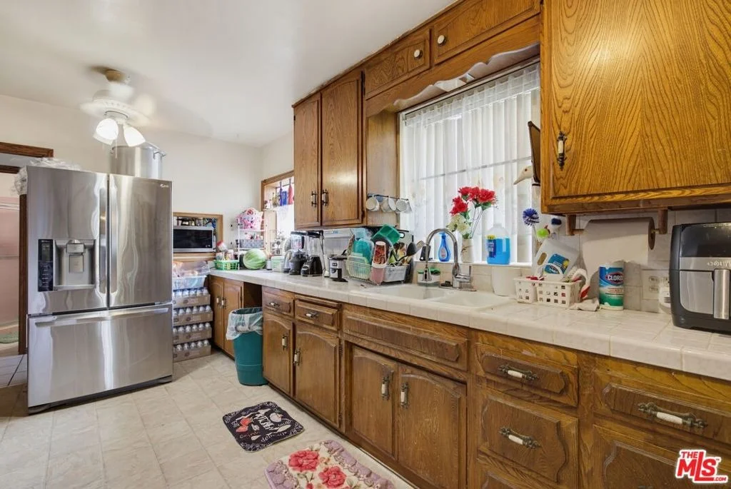 Photo of 291 Simmons Avenue