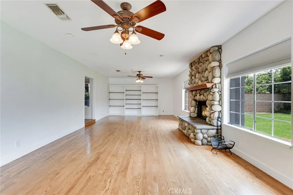 Photo of 1302 E Bennett