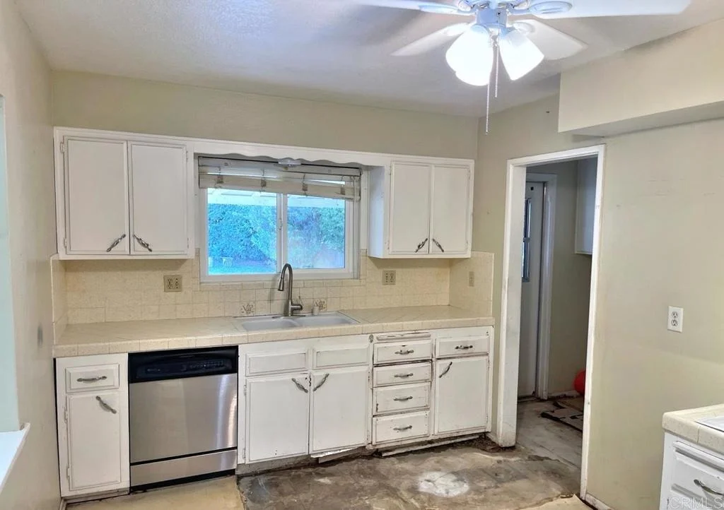 Photo of 28631 Snead Drive