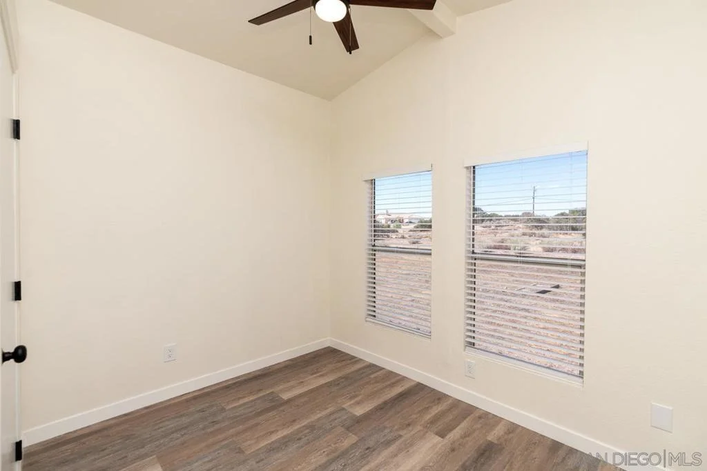 Photo of 59420 Roger Lane