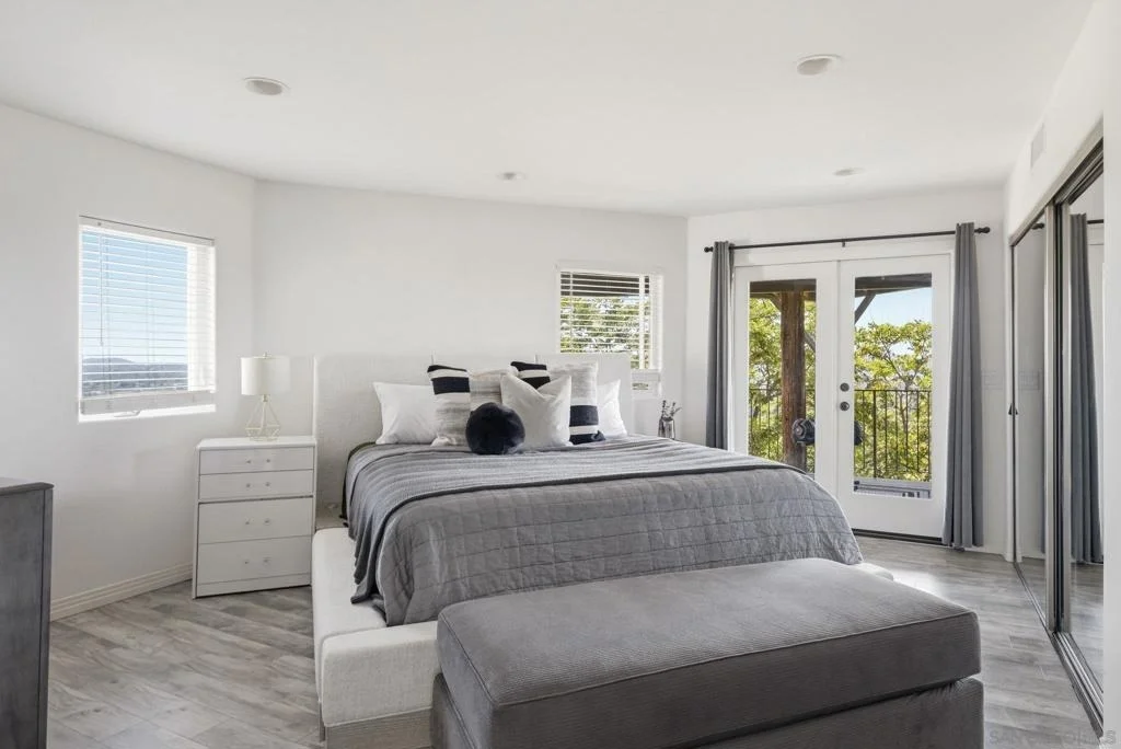 Photo of 931 Sol Vista Glen