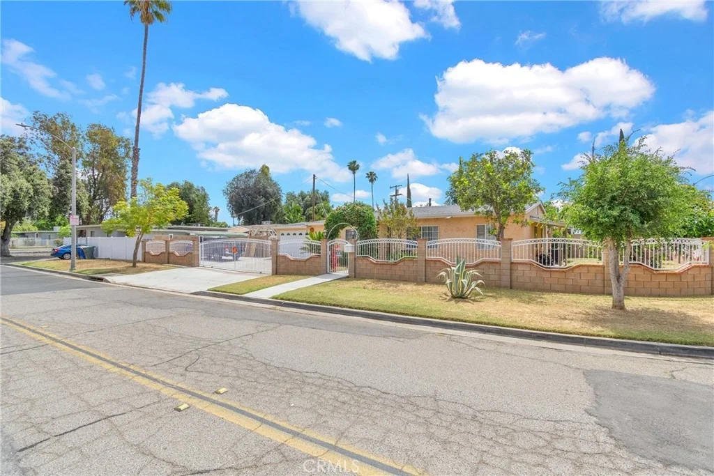 Photo of 3765 Verde