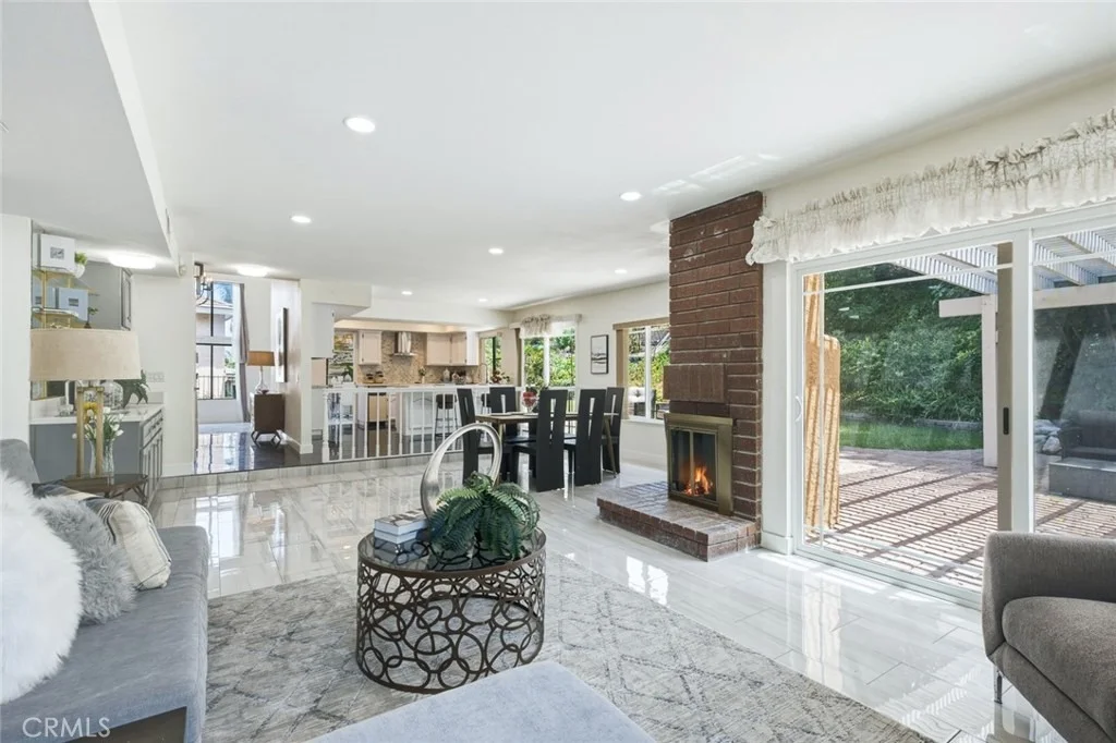 Photo of 1264 S Lemon