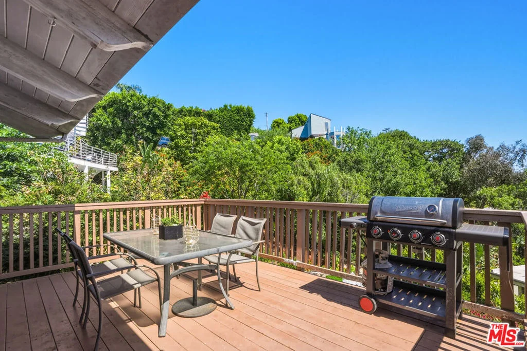 Photo of 2965 Seabreeze Drive