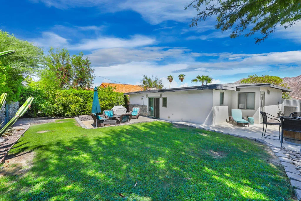 Photo of 54677 Avenida Diaz