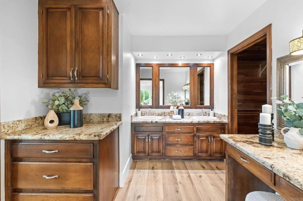 Photo of 40225 Lucero Drive