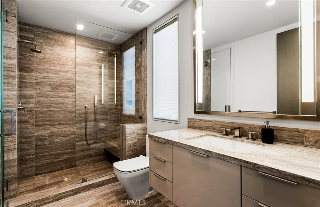 Photo of 2928 Ocean