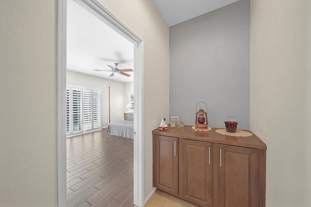 Photo of 42210 Summit Way