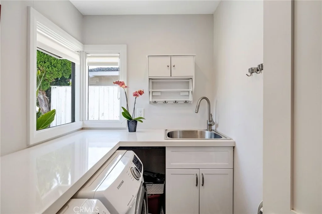 Photo of 1733 Addison Road
