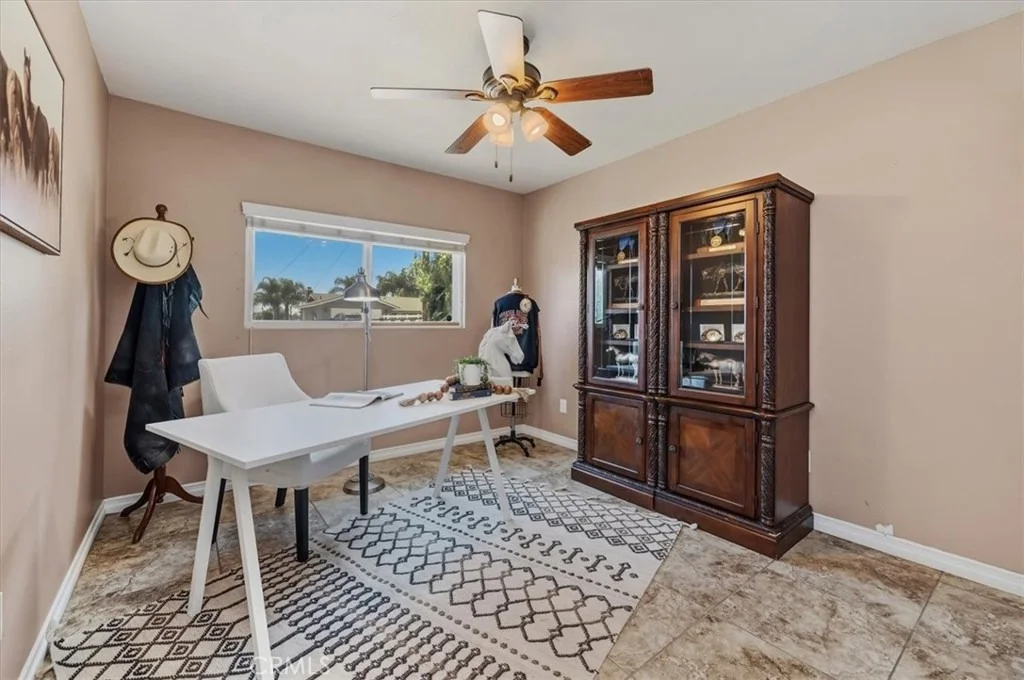 Photo of 3243 Temescal