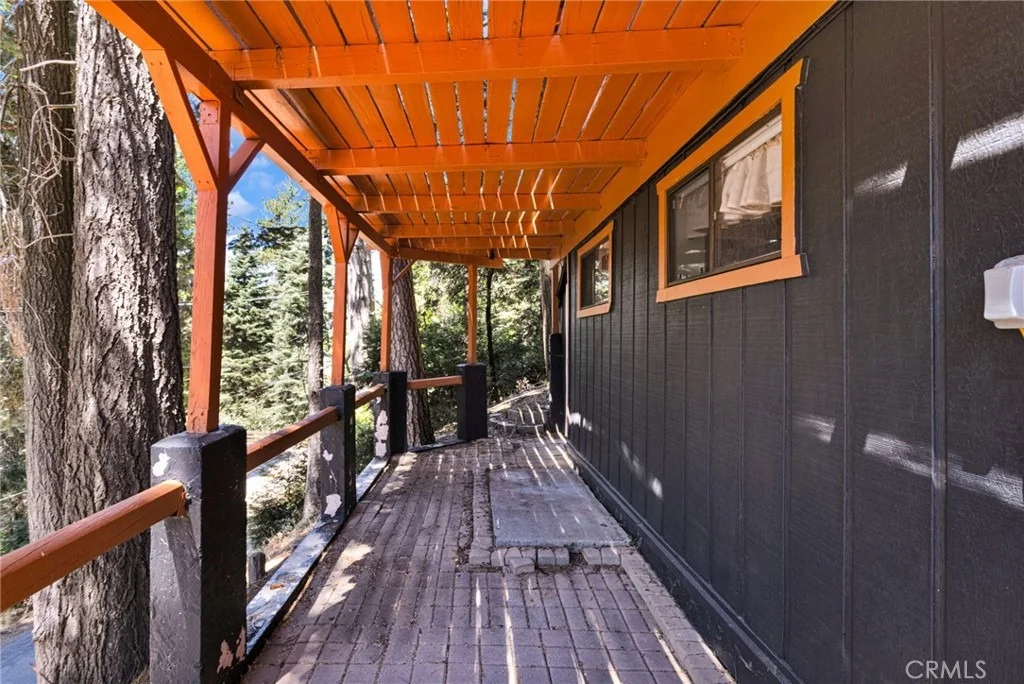 Photo of 739 Lake Drive