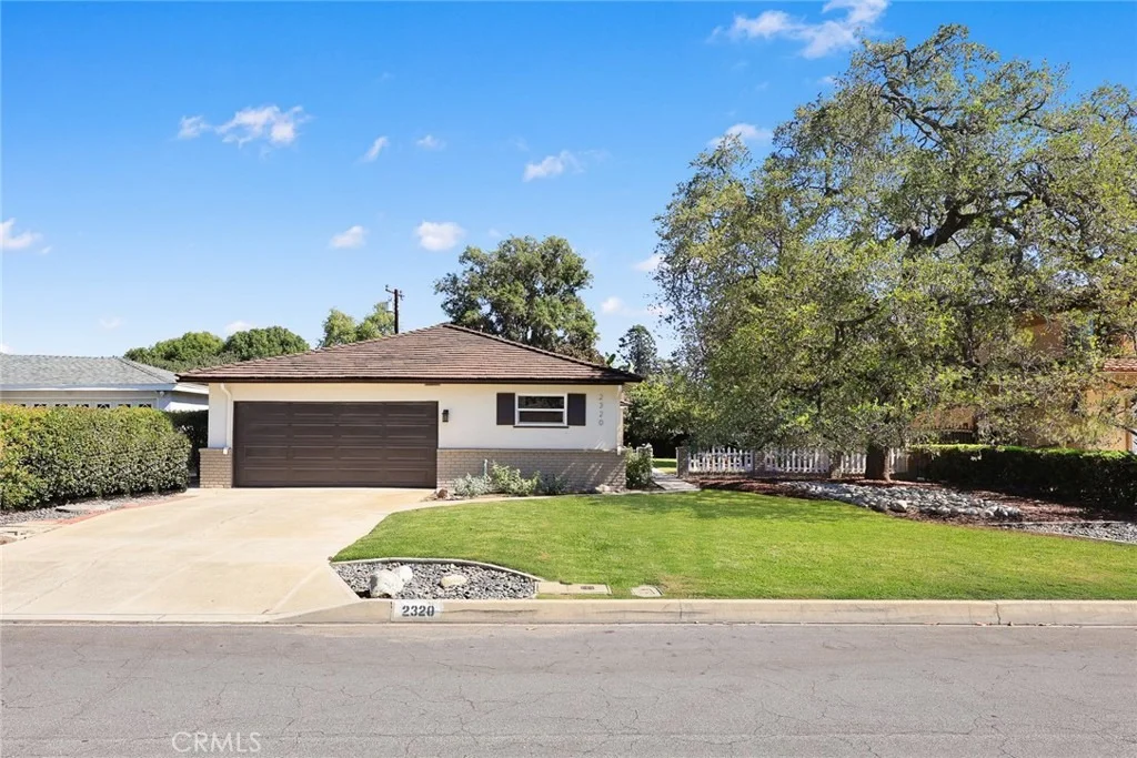 Photo of 2320 Sewanee