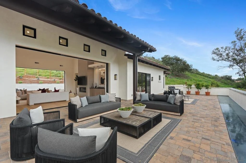 Photo of 5758 Las Palomas