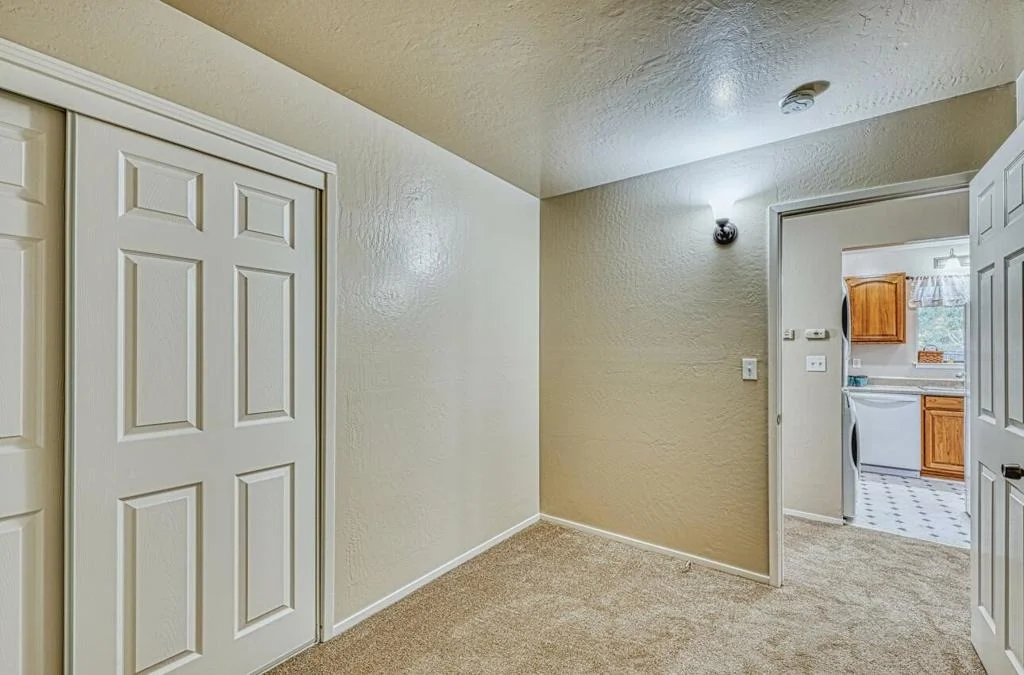 Photo of 7695 Pine Tree Way