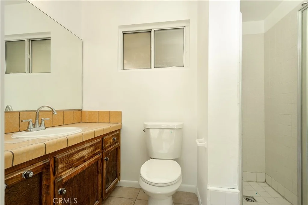 Photo of 1441 Jenner Street