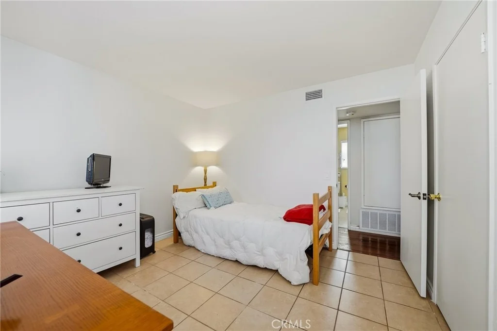 Photo of 1505 Canterbury