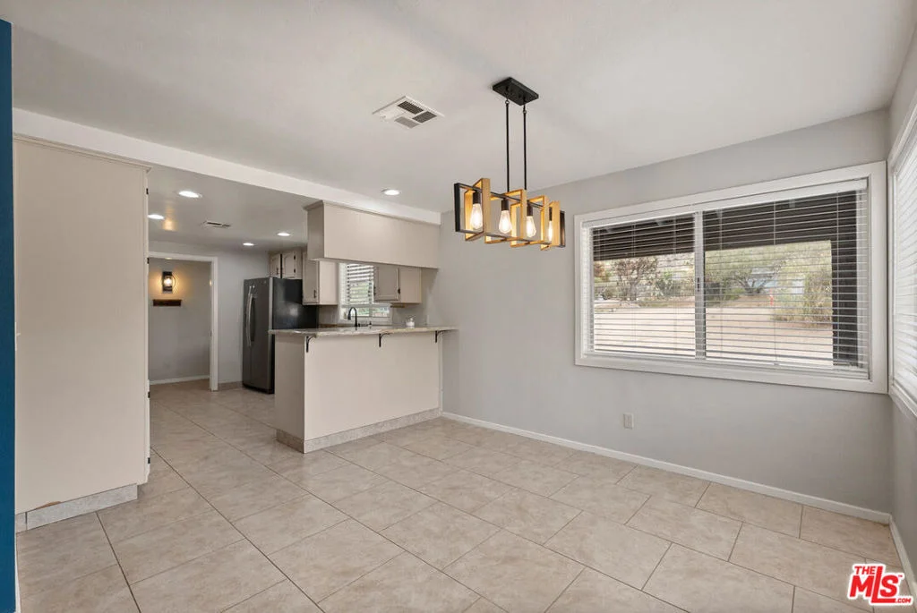 Photo of 56760 Ivanhoe Drive