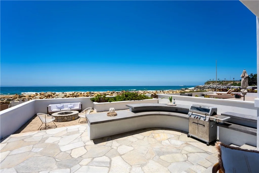 Photo of 5488 Rincon Beach Park